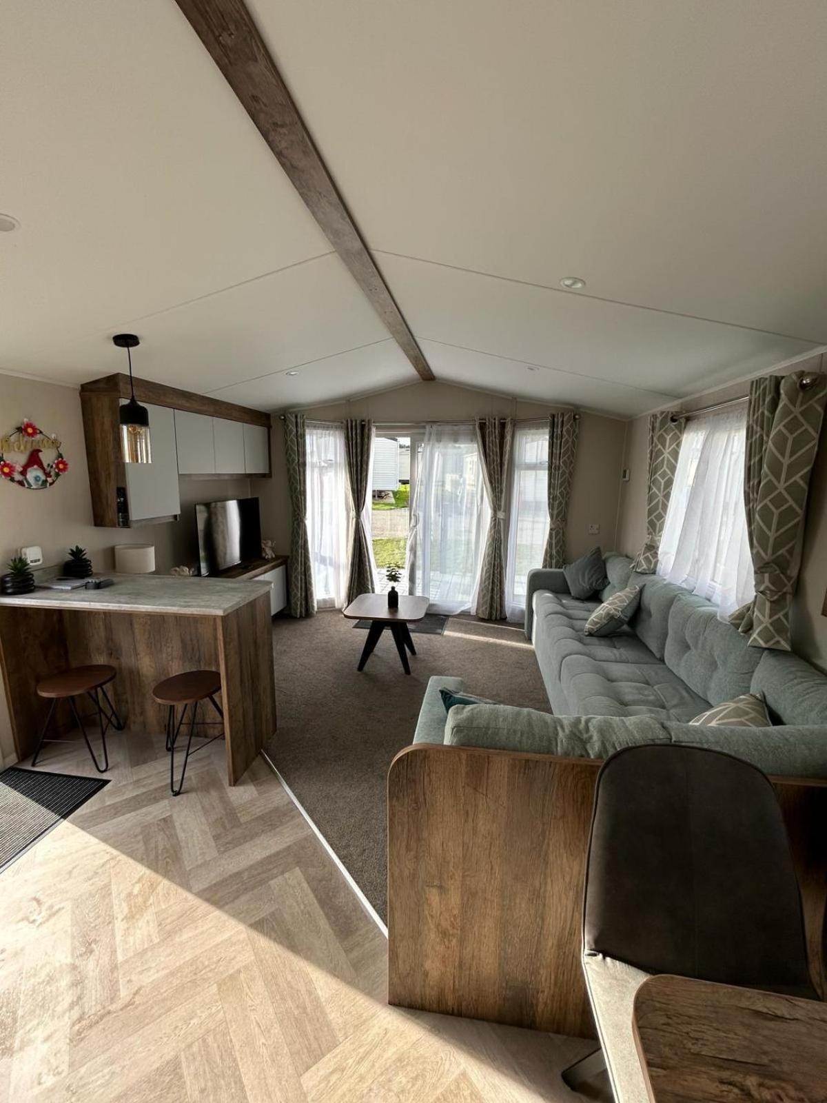 Deck Of The Bay - Cayton Villa Scarborough Exterior foto